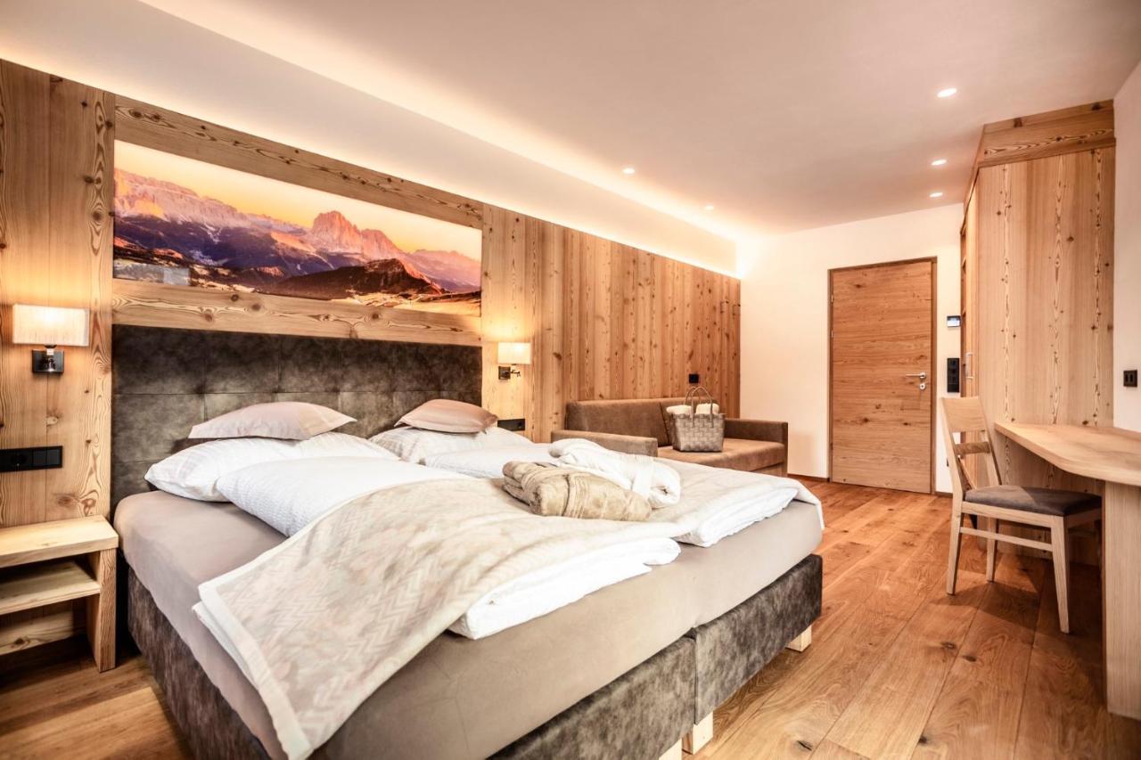 Luxury Chalet Plazola Wolkenstein in Gröden Exterior foto