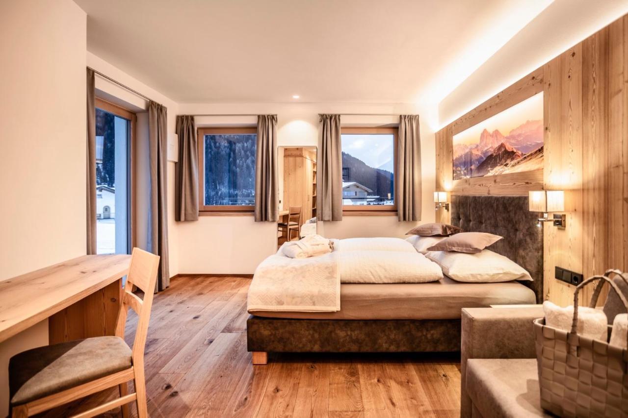 Luxury Chalet Plazola Wolkenstein in Gröden Exterior foto