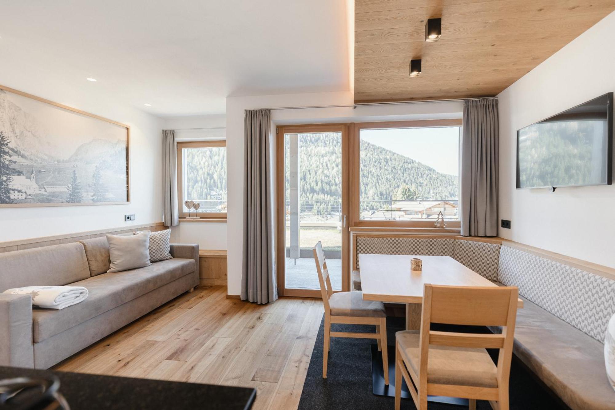 Luxury Chalet Plazola Wolkenstein in Gröden Exterior foto